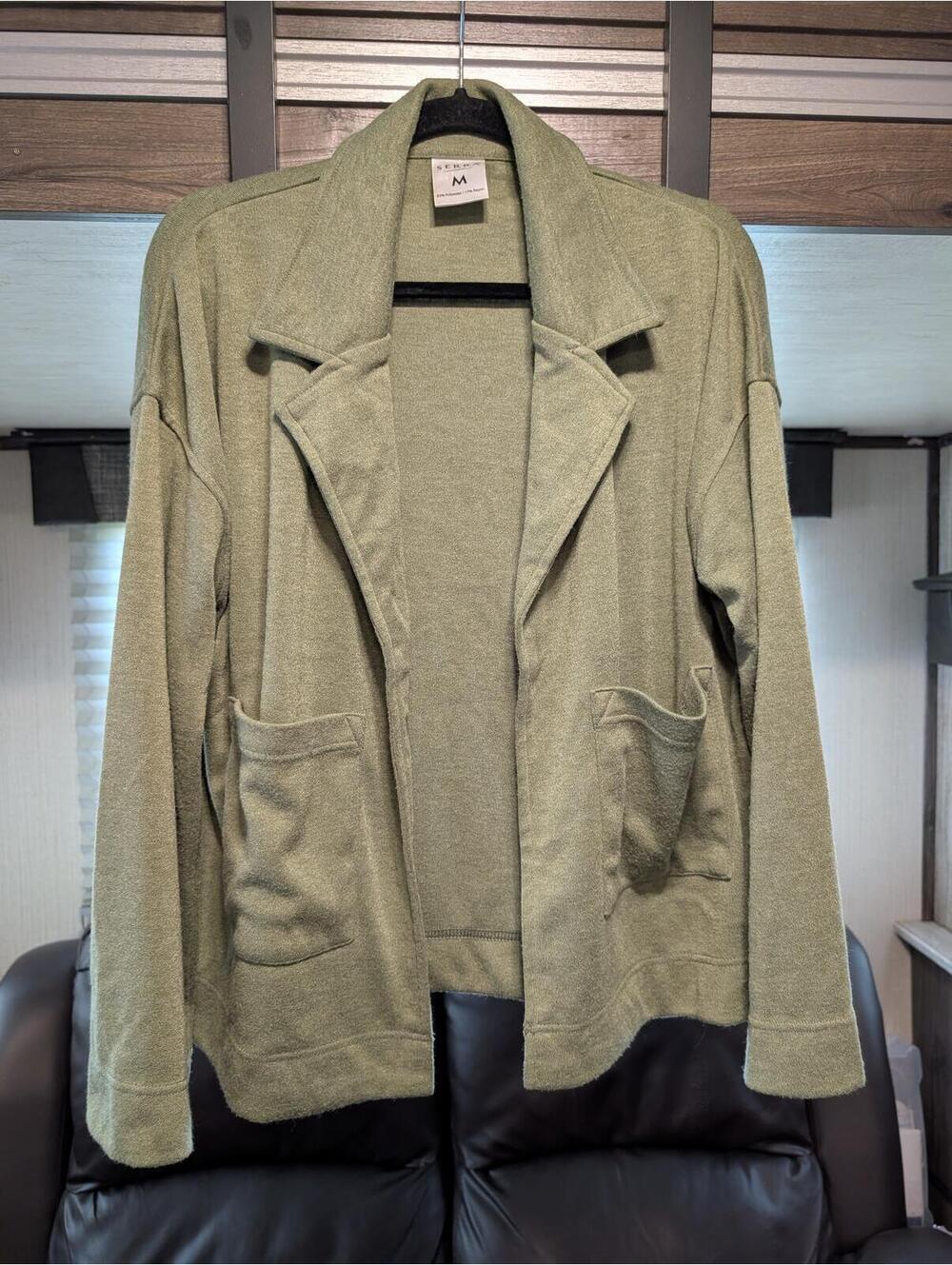 Serra Women's Medium Olive Green Open Front Cardigan-GUC